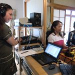 気仙沼フィリピン女性によるラジオ放送収録風景2