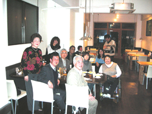 2008年度の番組審議委員会、最後は地域で懇親会。
